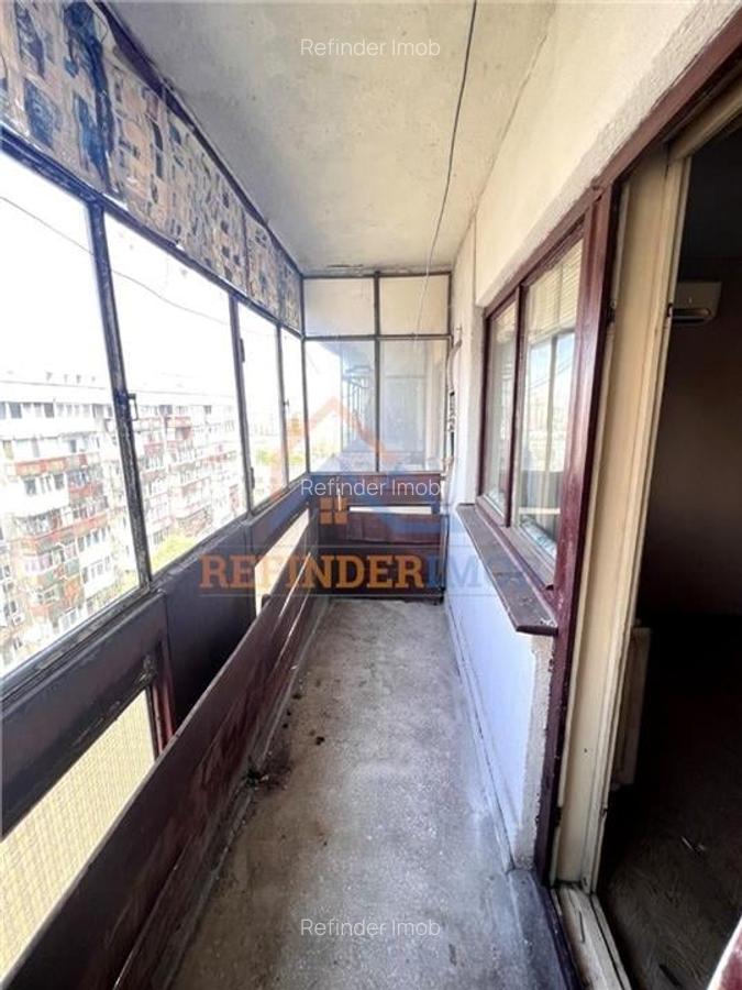 Apartament cu 3 camere decomandat în Drumul Taberei - 14