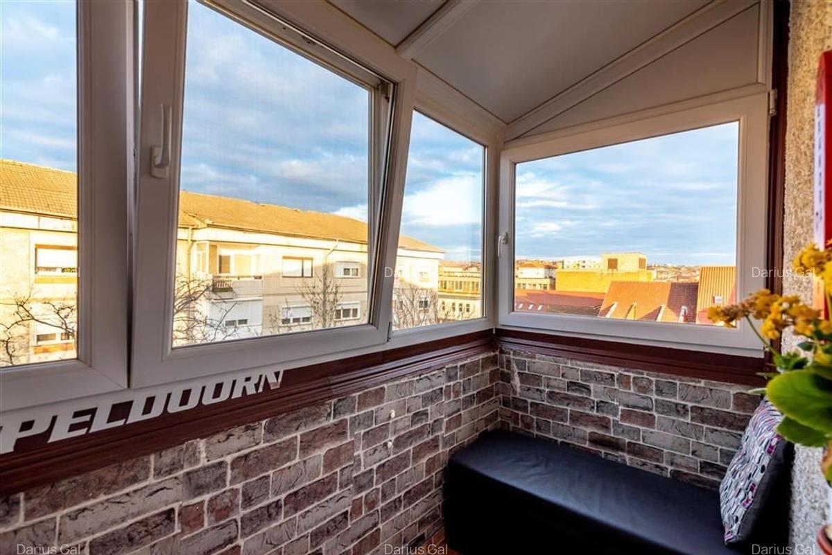 Apartament cu 2 camere decomandat în Rogerius - 8