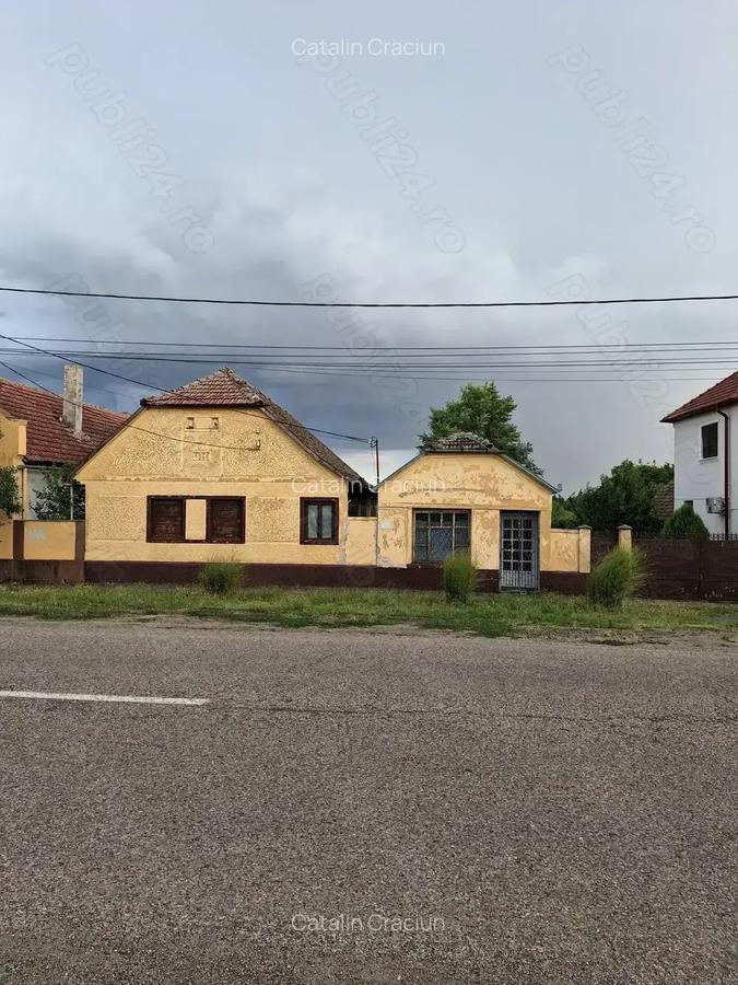 Vand casa ?i spa?iu comercial in Comuna Vinga - 4