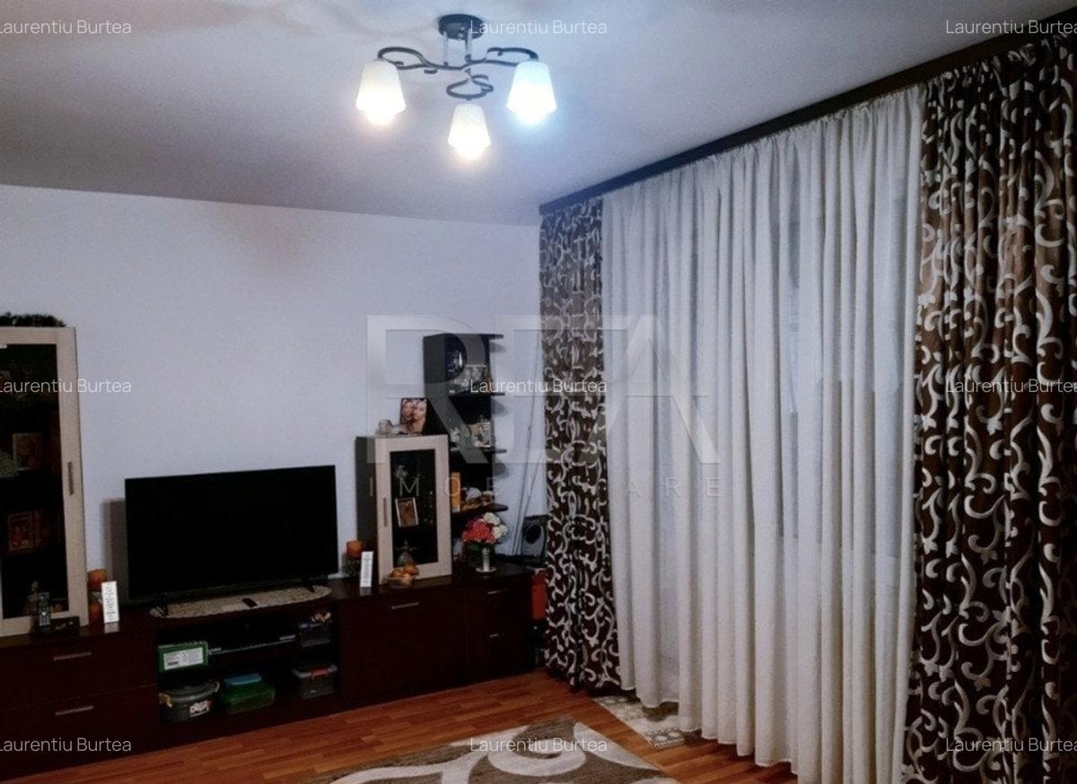Apartament 4 camere decomandat 1/4, anvelopat Rahova, Soseaua Alexandriei - 2
