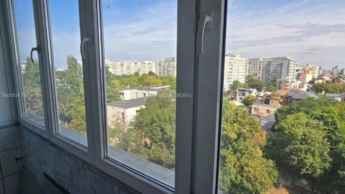 REA1025839 Apartament 3 camere Podul Grant - 1