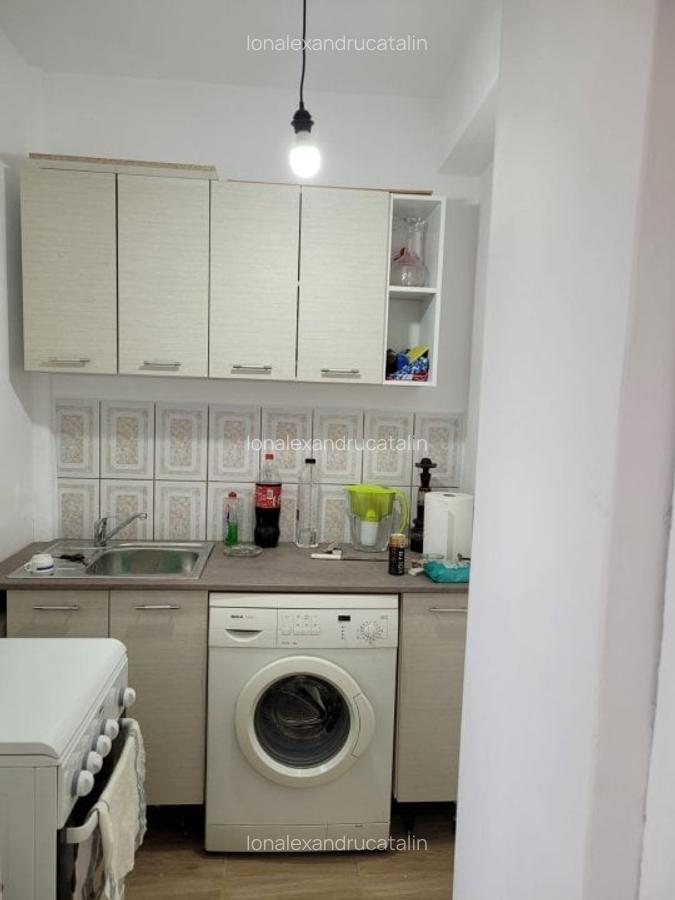 City Park Mall - Garsoniera decomandata mobilata-utilata termen lung, gaze - 12