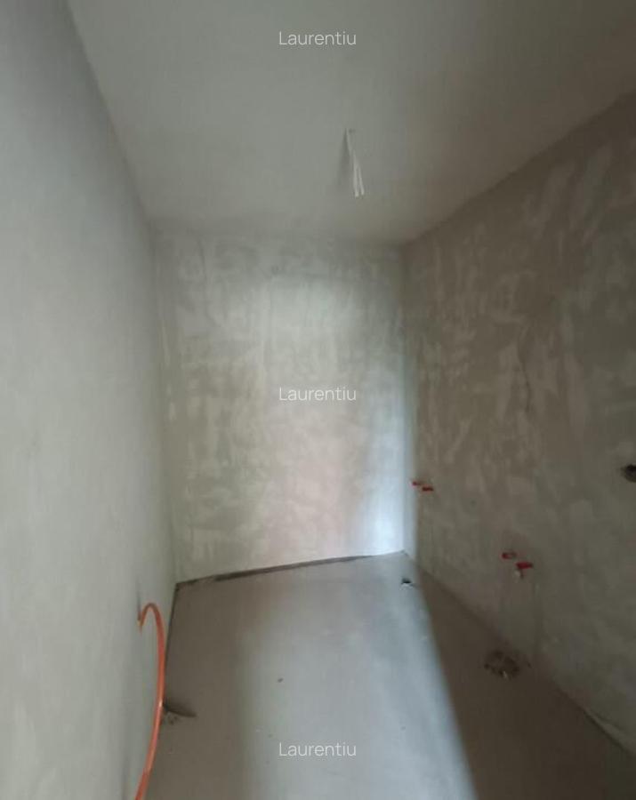Casa cuplata in zona D.Mocanu Floresti - 9