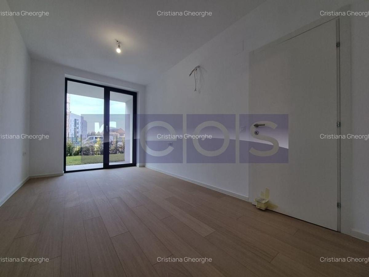 Apartament cu 3 camere decomandat, mobilat în Băneasa - 13
