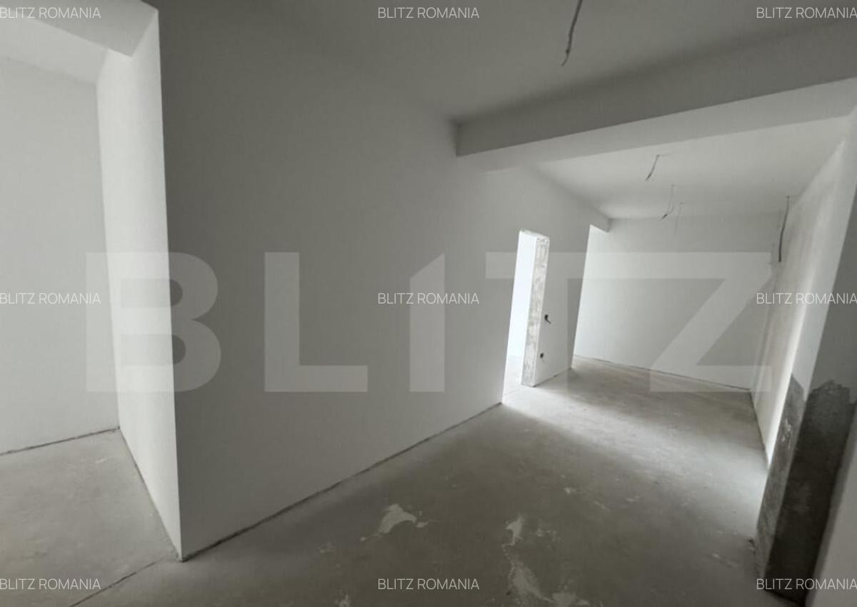 Spa?iu generos 278,5 mp, ideal pentru companii, zona Plaiul - 4