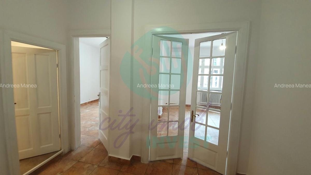 Apartament cu 4 camere nedecomandat în P-ța Romană - 8