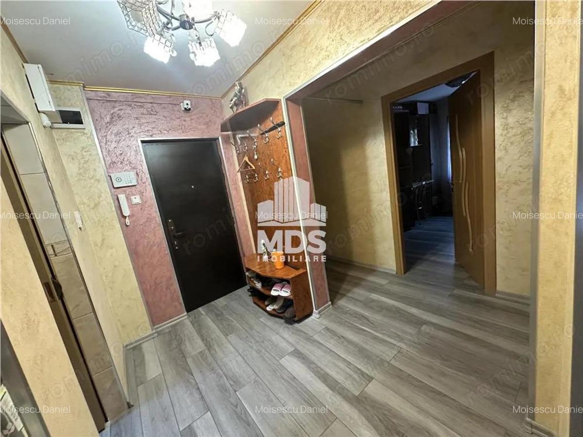 Decomandat la et 2 4 mobilat complet linga piata Doina - 11