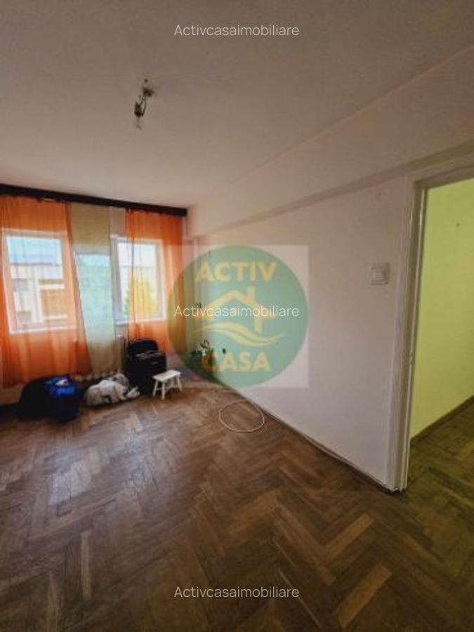 Apartament 3 camere, model deosebit, Roman Neamt - 9