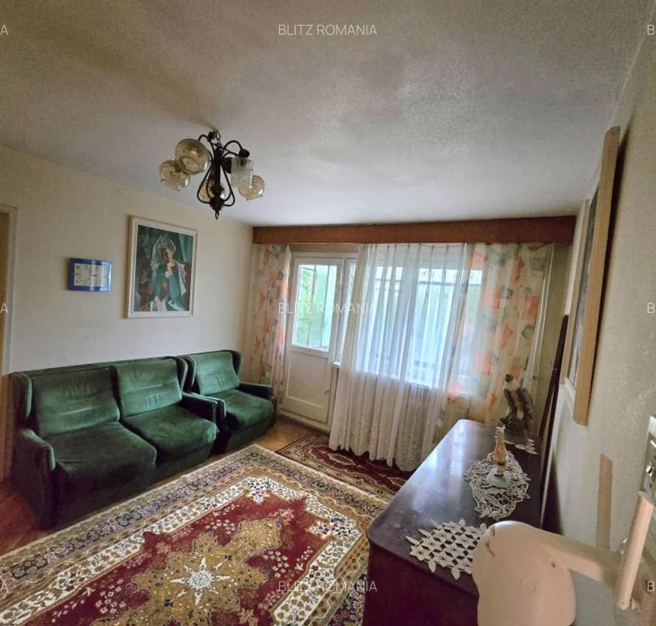 Apartament 3 camere, 67 mp, zona Simplon - 1