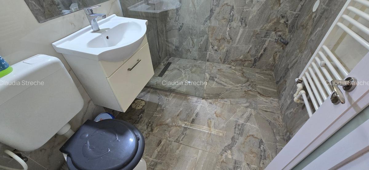 Spitalul Judetean, apartament 2 camere, parter,centrala gaz,parcare, termen lung - 18