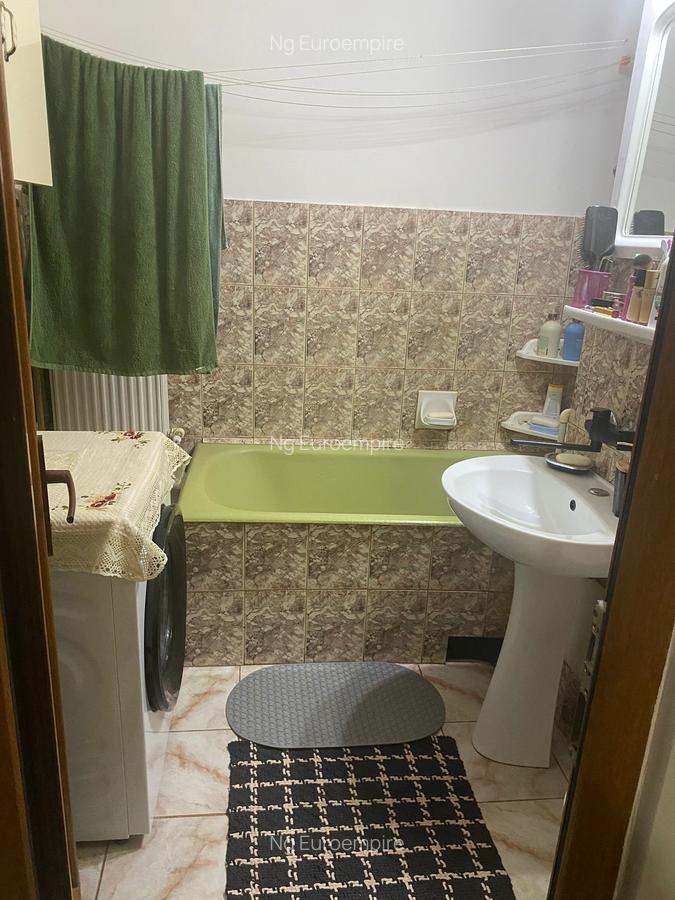 Apartament 2 camere decomandat, zona Km 5 - 13