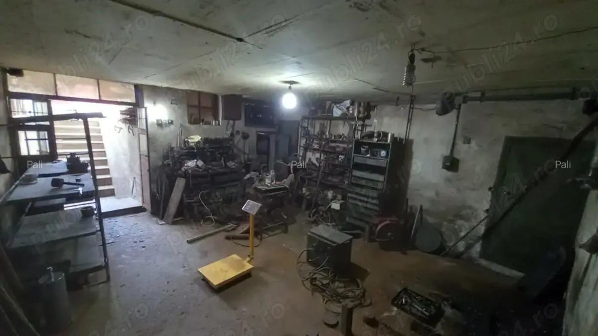 Casa 2 camere, zona Burdea, singur in curte - 10