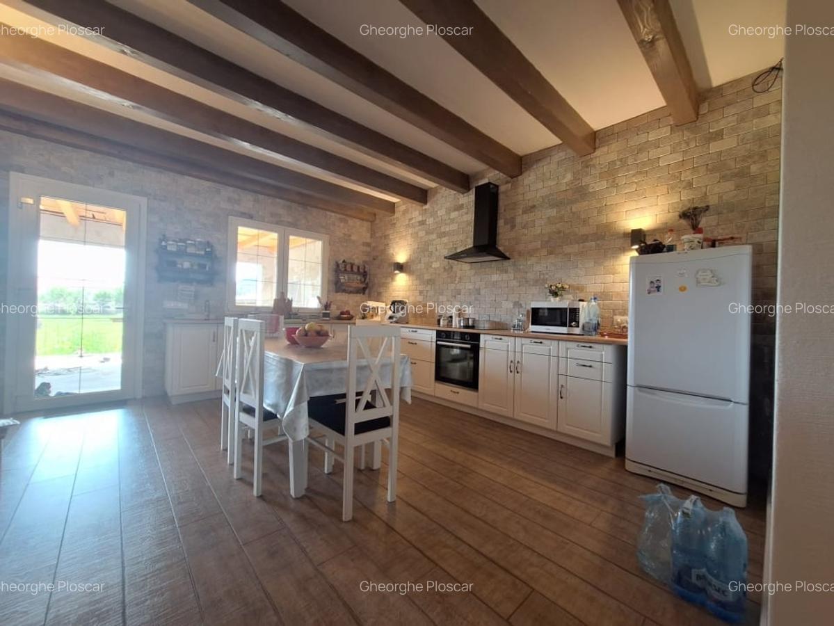 De vanzare casa mobilata, 130 mp.+1600 curte, Mihai Viteazu - 2