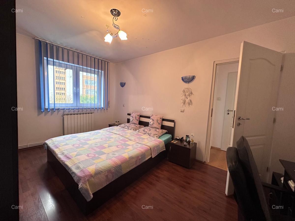 Apartament cu 4 camere de vânzare in Manastur - 2