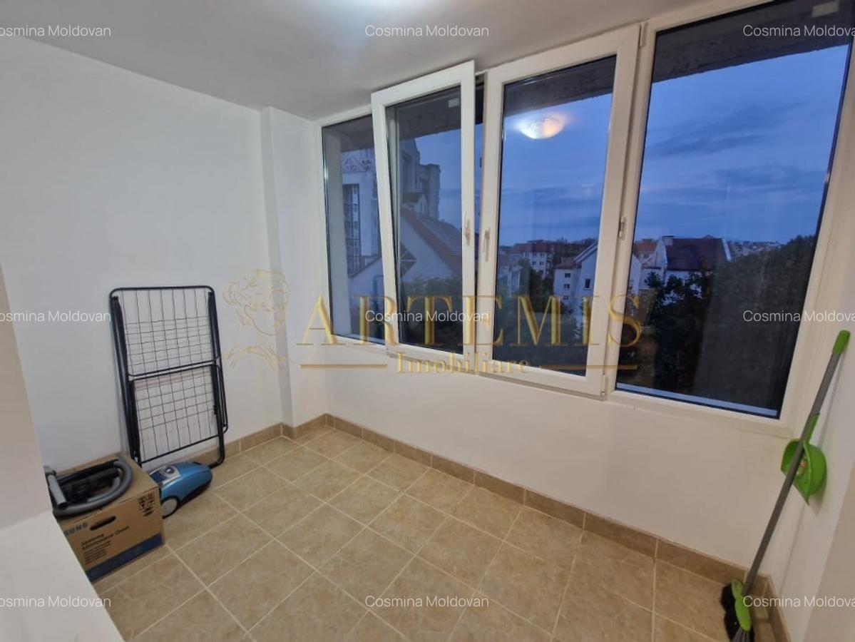 Apartament de 2 camere, decomandat, 56 mp., zona Ultracentral - 9