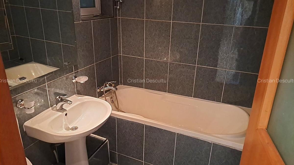 Apartament 3 camere ~ Etaj 1/9 ~ Strada Doctor Felix - 15