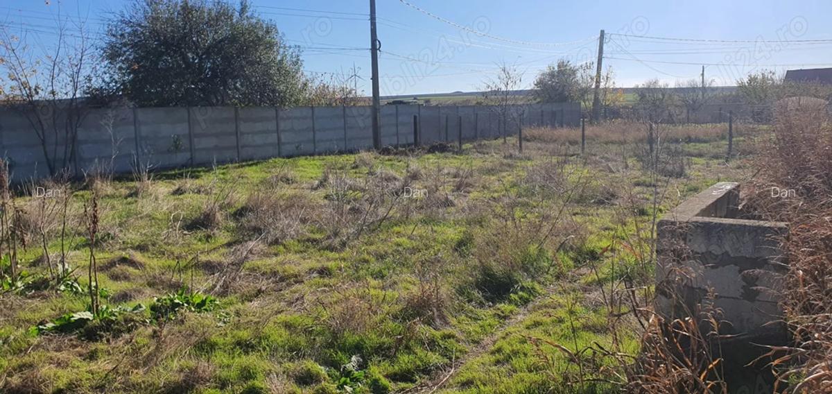 Vand casa cu teren in Tirgusorul,Constanta - 1