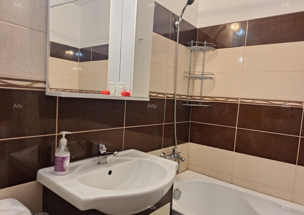 Inchiriez apartament cu doua camere, in zona centrala. - 3