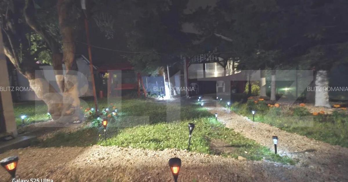 Casa ta de Vacan?a la Munte Predeal, 320 m2 teren - 1