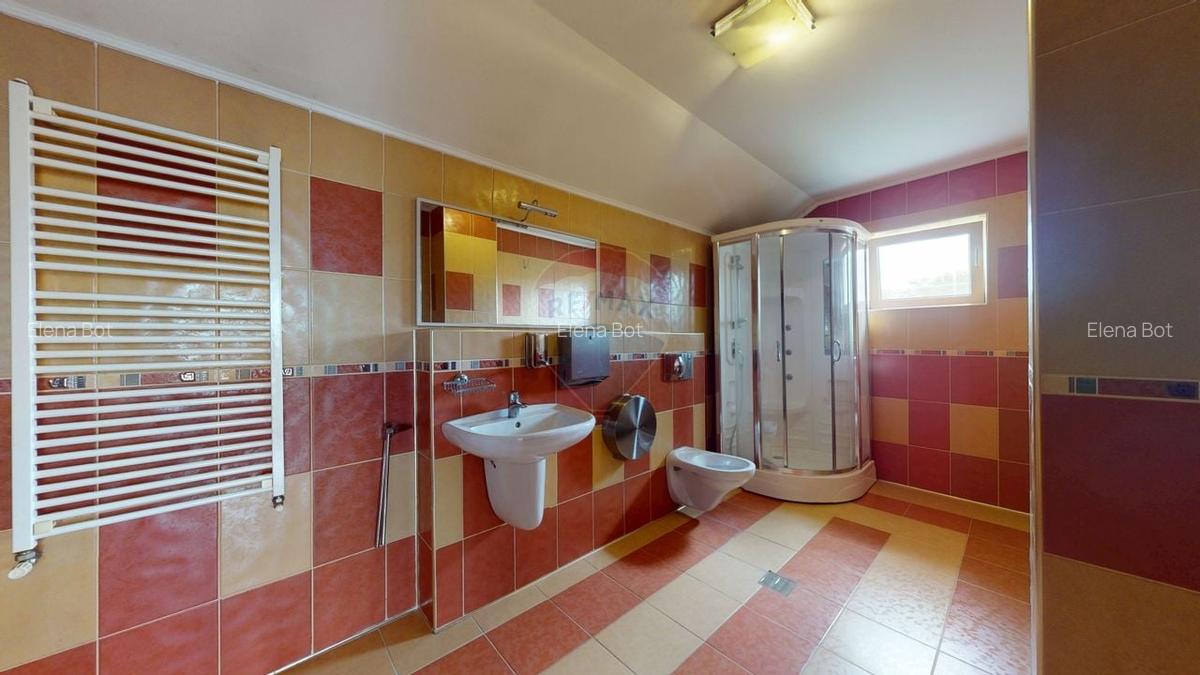 Vila deosebita cu gradina superba si panorama - Ghimbav, ultracentral - 8