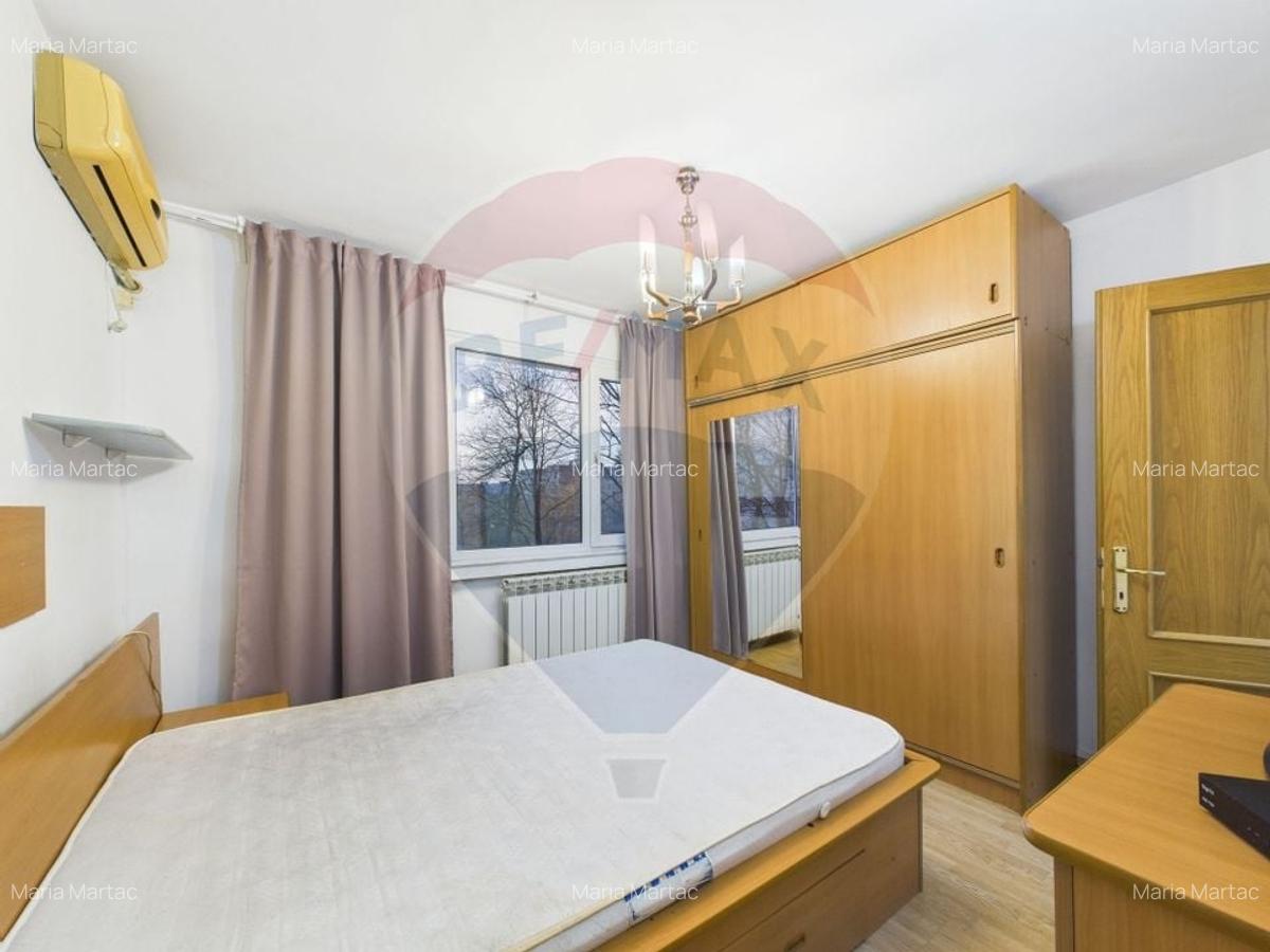 Apartament cu 4 camere de vanzare - Zona Nicolae Grigorescu - 23