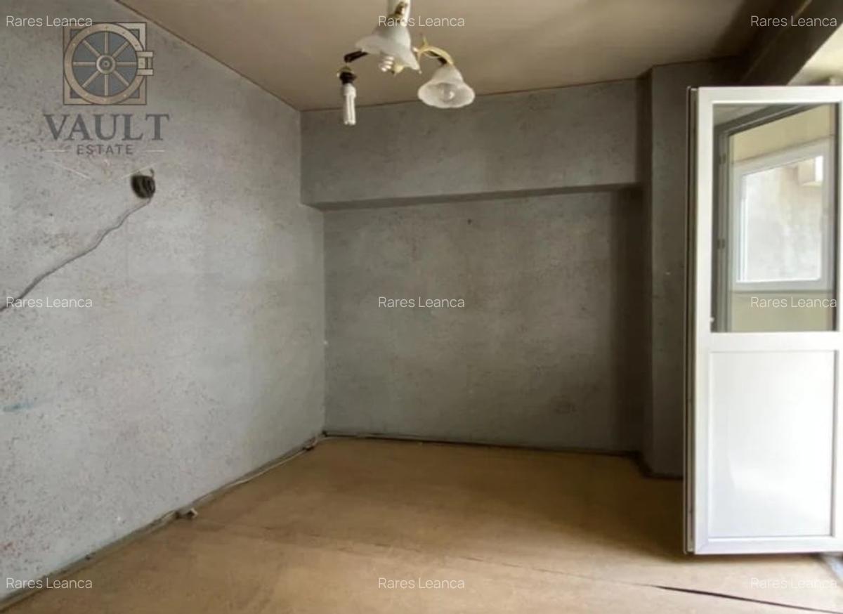 Apartament 3 camere - ETAJ 1 - zona COLENTINA - 2