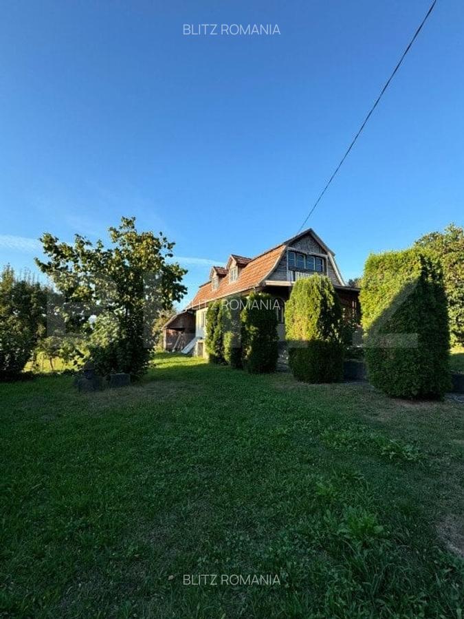 Casa in Alunis, 10.000 mp de teren, cu vie si livada, vedere panoramica - 1