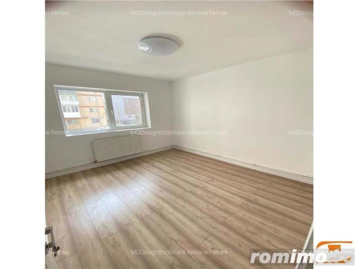 Etaj 1, 4 camere, Complexul Studentesc-aproape de Sala Olimpia - 10