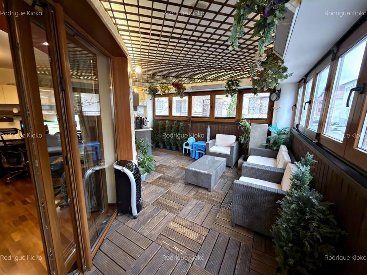 3 cam - 143 mp - Et.1/3 - 2 bai, 2 balcoane – Ghencea, An 2009 - 5