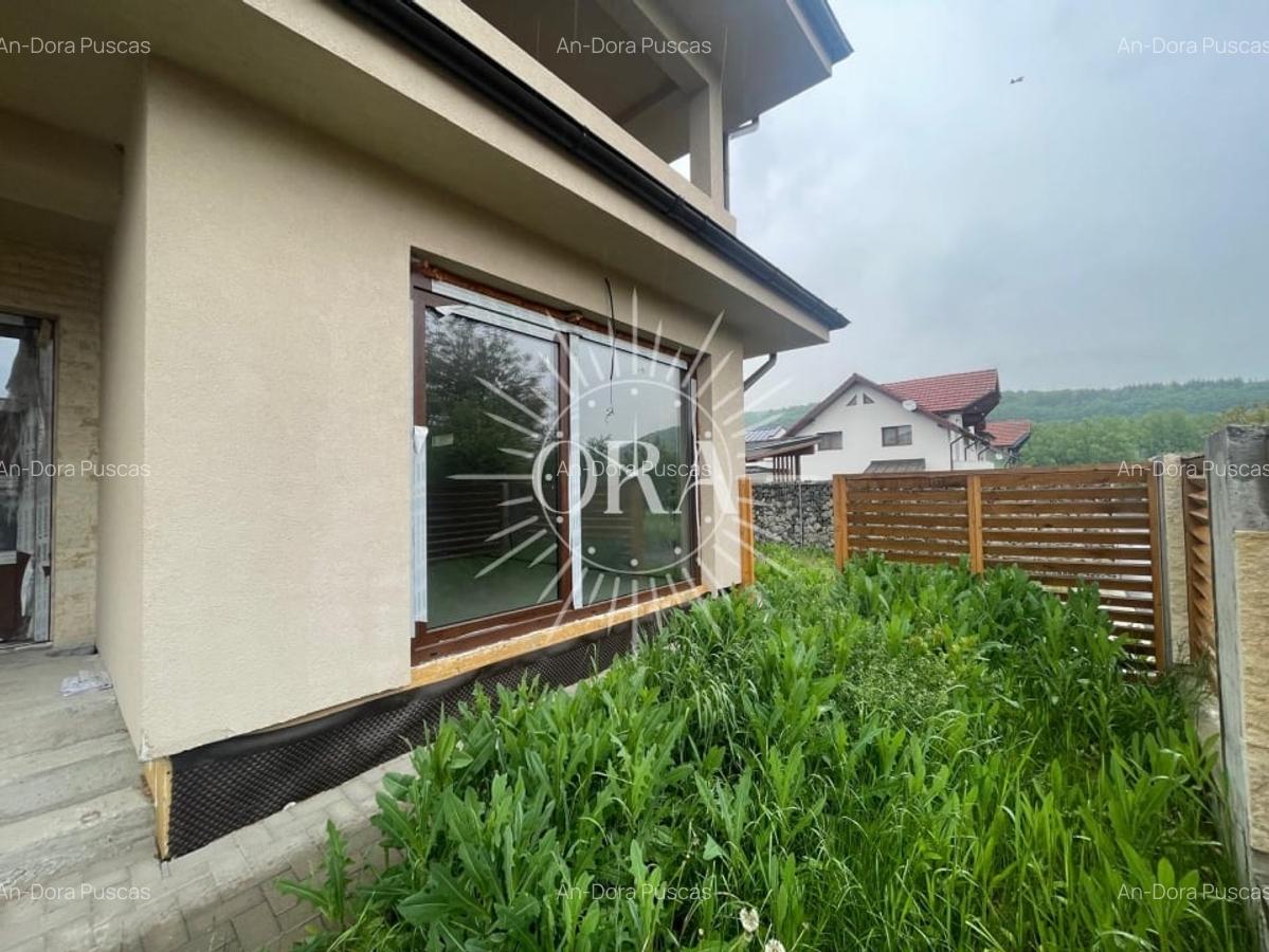 CASĂ INDIVIDUALĂ DE VANZARE IN BACIU CU CF | 4 DORMITOARE | 330 MP TEREN - 7