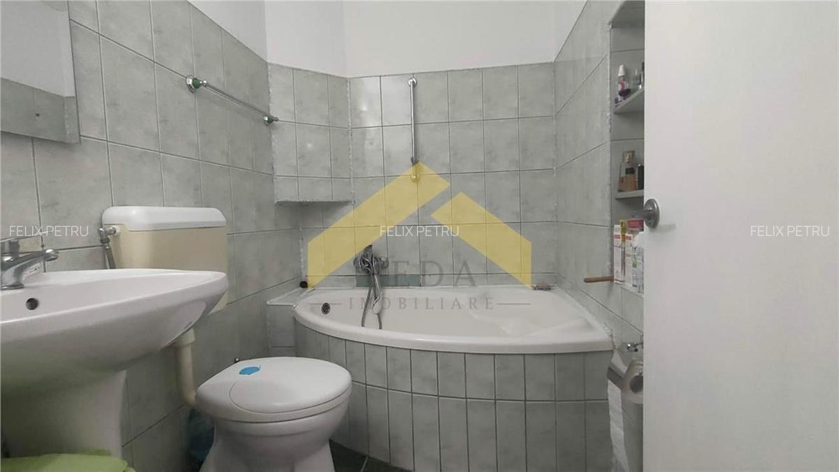 Casa de vanzare zona strada Milan Tabacovici - 8