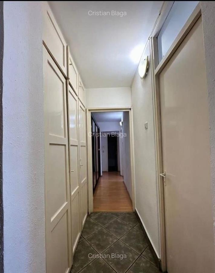 Apartament cu 3 camere decomandat în Rogerius - 1