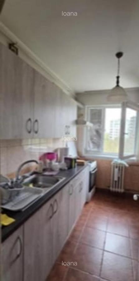 Dristor METROU ,bl.reabilitat,et.5/8,geam la baie,balcon inchis,AC, liber! - 3