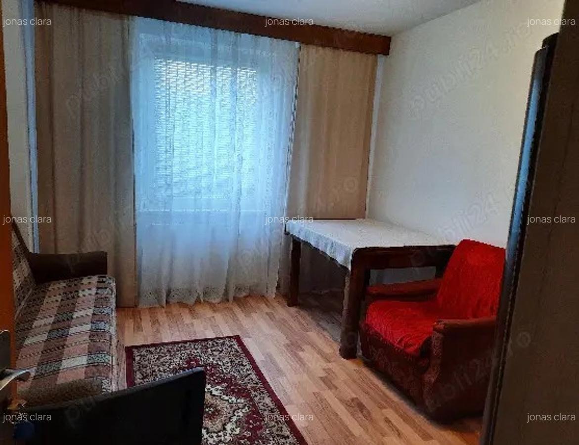 Camera de inchiriat - 4