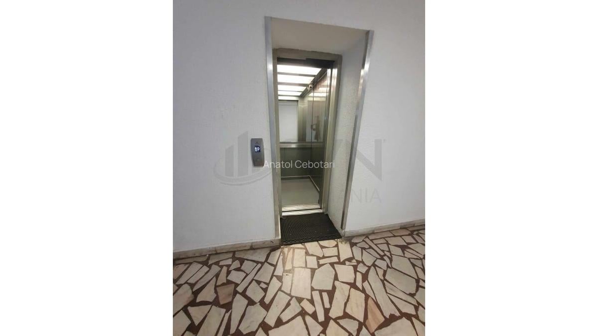 REA1017341 Apartament 3 camere Vanzare Unirii - 11