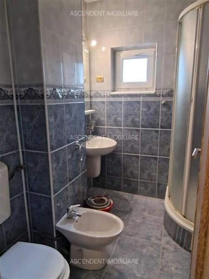 Apartament cu 2 camere decomandat în Vlahuță - 4