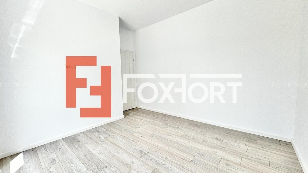 Apartament cu 3 camere decomandat în Giroc - 2