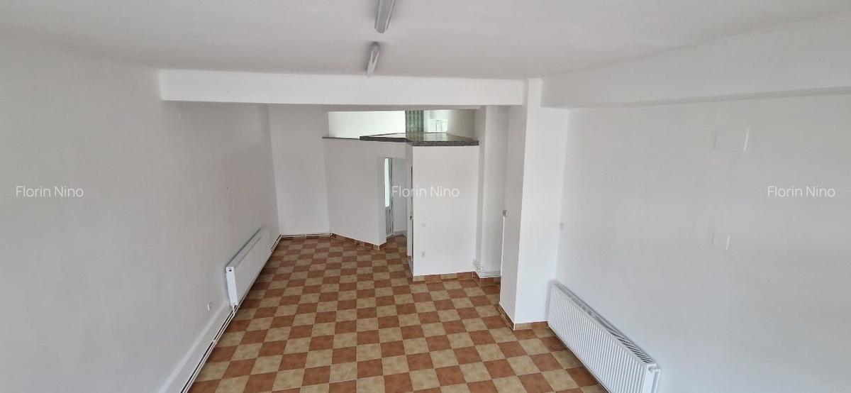 Particular inchiriez spatiu comercial sau de birouri in mun Brasov - 1