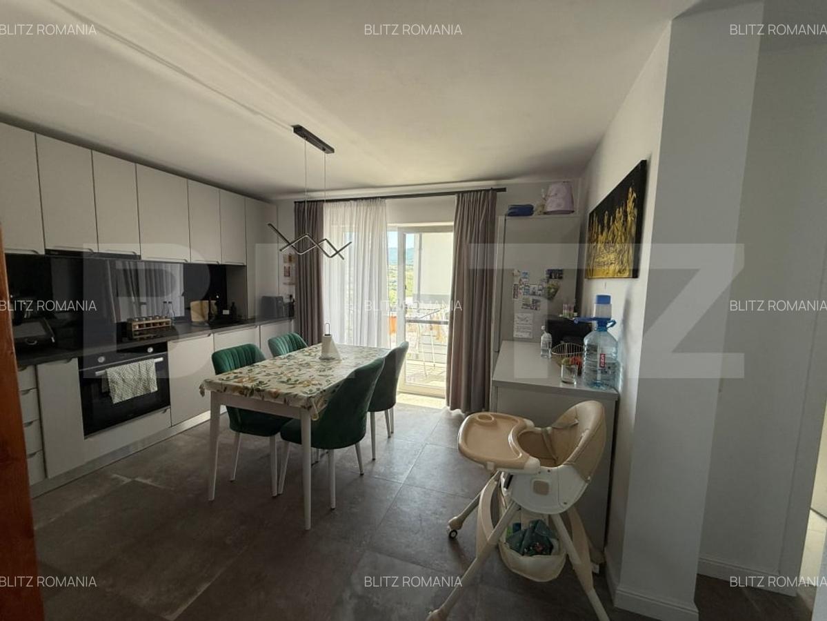Apartament cu 3 camere, 65 mp si un foisor cu gradina de 191 mp - 8