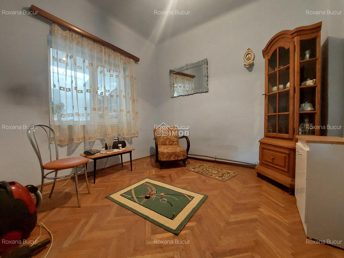 Casă cu 5 camere în Micro 5 - 10