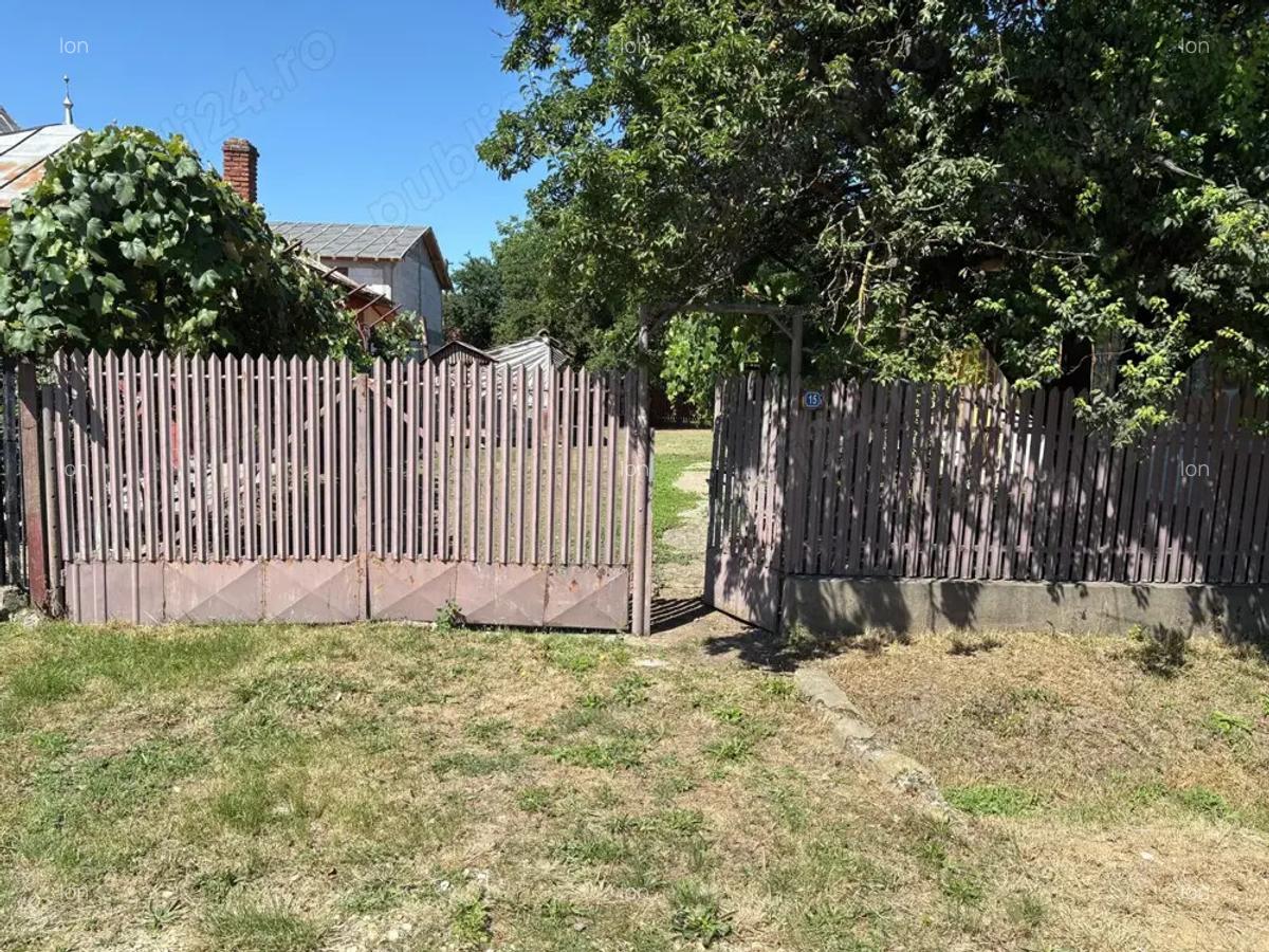 Vand casa la ?ara localitatea Vlasceni - 3 Vand casa la ?ara localitatea Vlasceni - 3