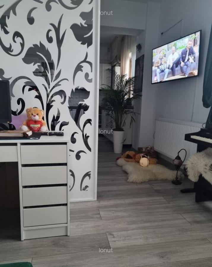 Zona AFI - garsoniera mobilata si utilata lux - 76000 euro - 9