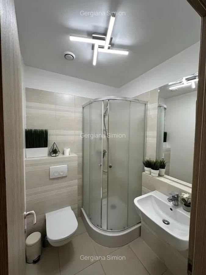 Apartament cu 3 camere semidecomandat, mobilat în Băneasa - 4
