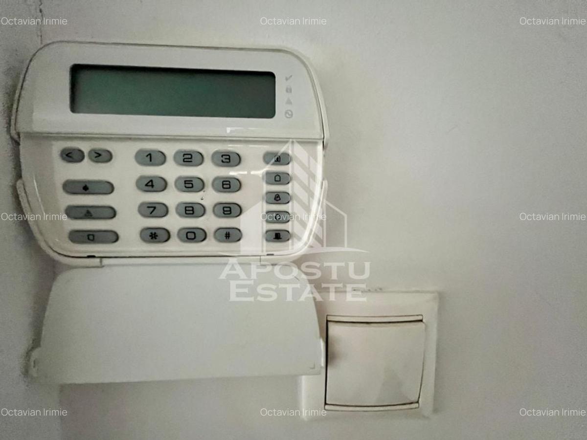 Casa cu 5 camere, 2 bai, pretabila pentru birouri. Girocului - 14