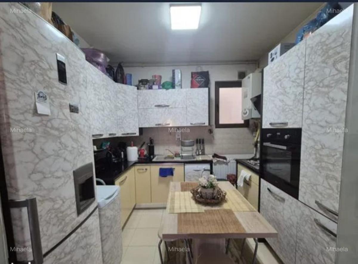 Apartament 3 camere, decomandat, Damaroaia, 2 locuri de parcare incluse - 3