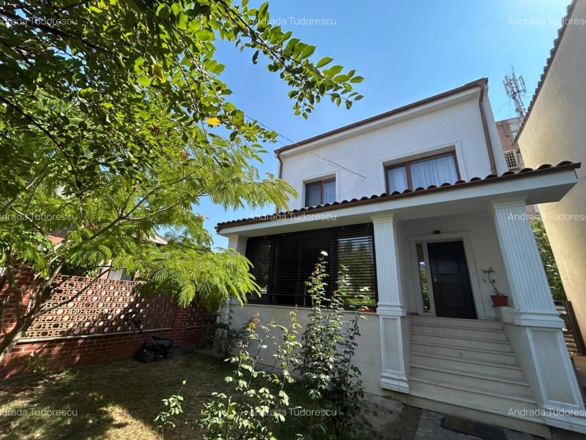 Casa P+1+M, 370 MP teren, 225 MP utili, Central - 1