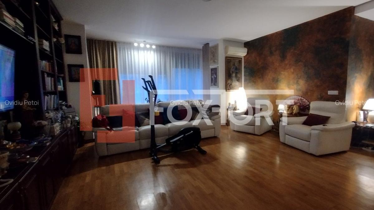 Apartament cu 3 camere decomandat, mobilat în Central - 9