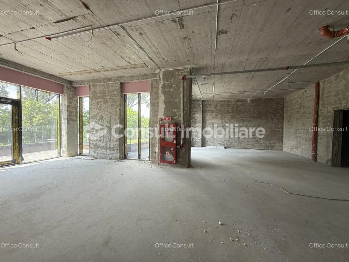 Spatiu Comercial | Sopor | Baza sportiva - 3