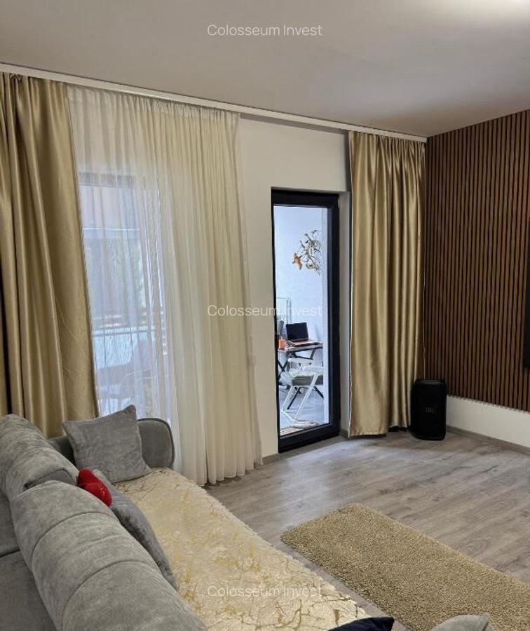 Apartament 2 camere, decomandat - zona Cristian - 5