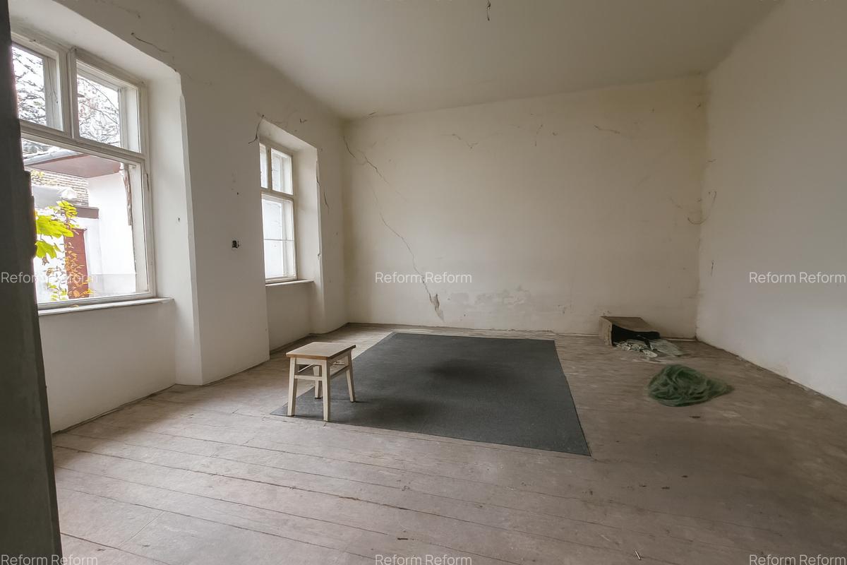 DE VÂNZARE — Două apartamente în zonă ultracentrală - 4